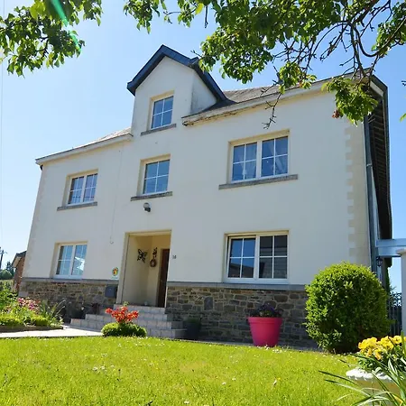Nice Holiday Home In Tillet With Private Terrace Holiday home *