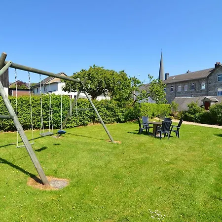 Holiday home Nice Holiday Home In Tillet With Private Terrace